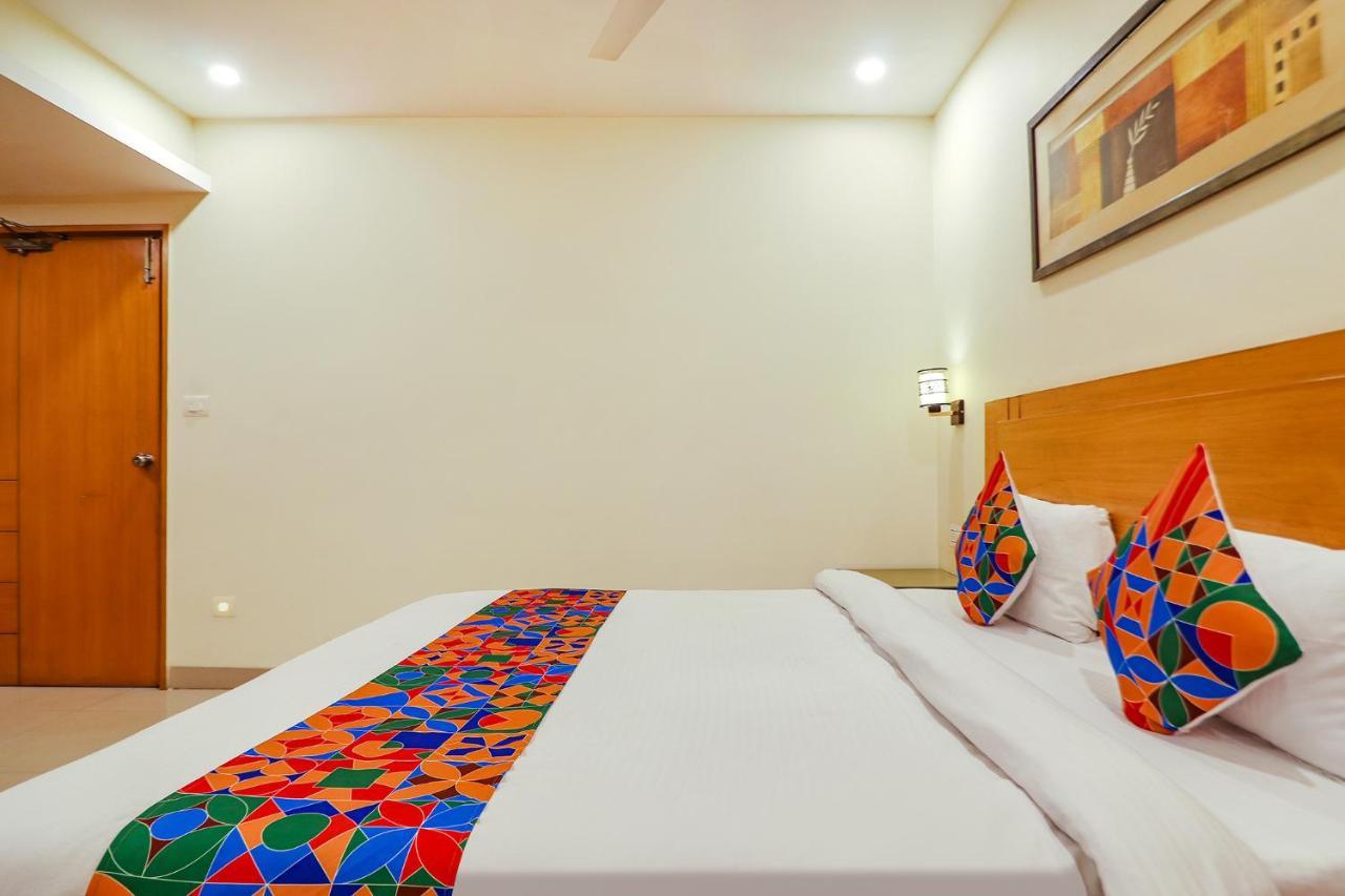 Fabhotel A&M - Nr Lv Prasad Institute, Banjara Hills ハイデラバード エクステリア 写真